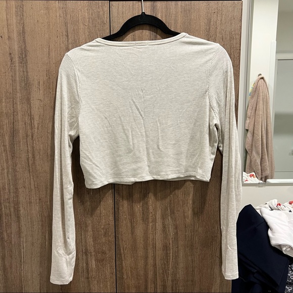 button up longsleeve top - Picture 3 of 4